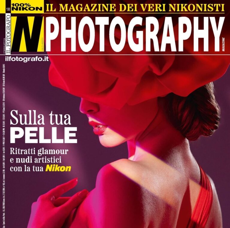Copertina della rivista NPhotography n. 130 anno 2025 con una foto beauty di Francesco Francia in cui una ragazza indossa un cappello a forma di rosa rossa con una lama di luce che attraversa in diagonale il volto. Uno schema luci per la fotografia di moda realizzato da Francesco Francia autore della cover a cui la rivista Il fotografo magazine ha dedicato 12 pagine di intervista per parlare della sua carriera dell'insegnamento della luce in fotografia e del sua rapporto con la luce